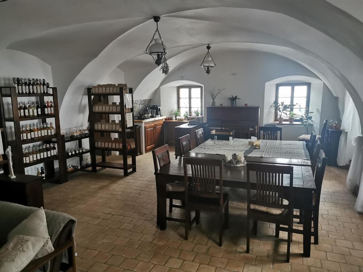 Rodinna Farma Sedmikraska Snezne  Luaran gambar